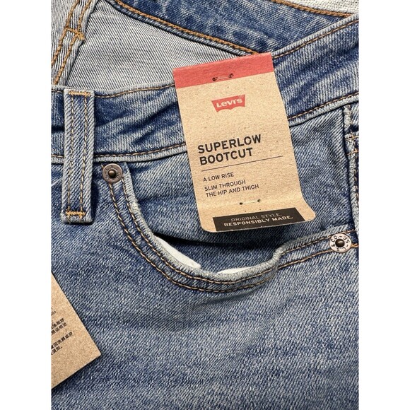 Levi's Women Super Low Bootcut Low Rise Zip Fly Stretch Jeans  28x 32 NWT - Picture 4 of 6